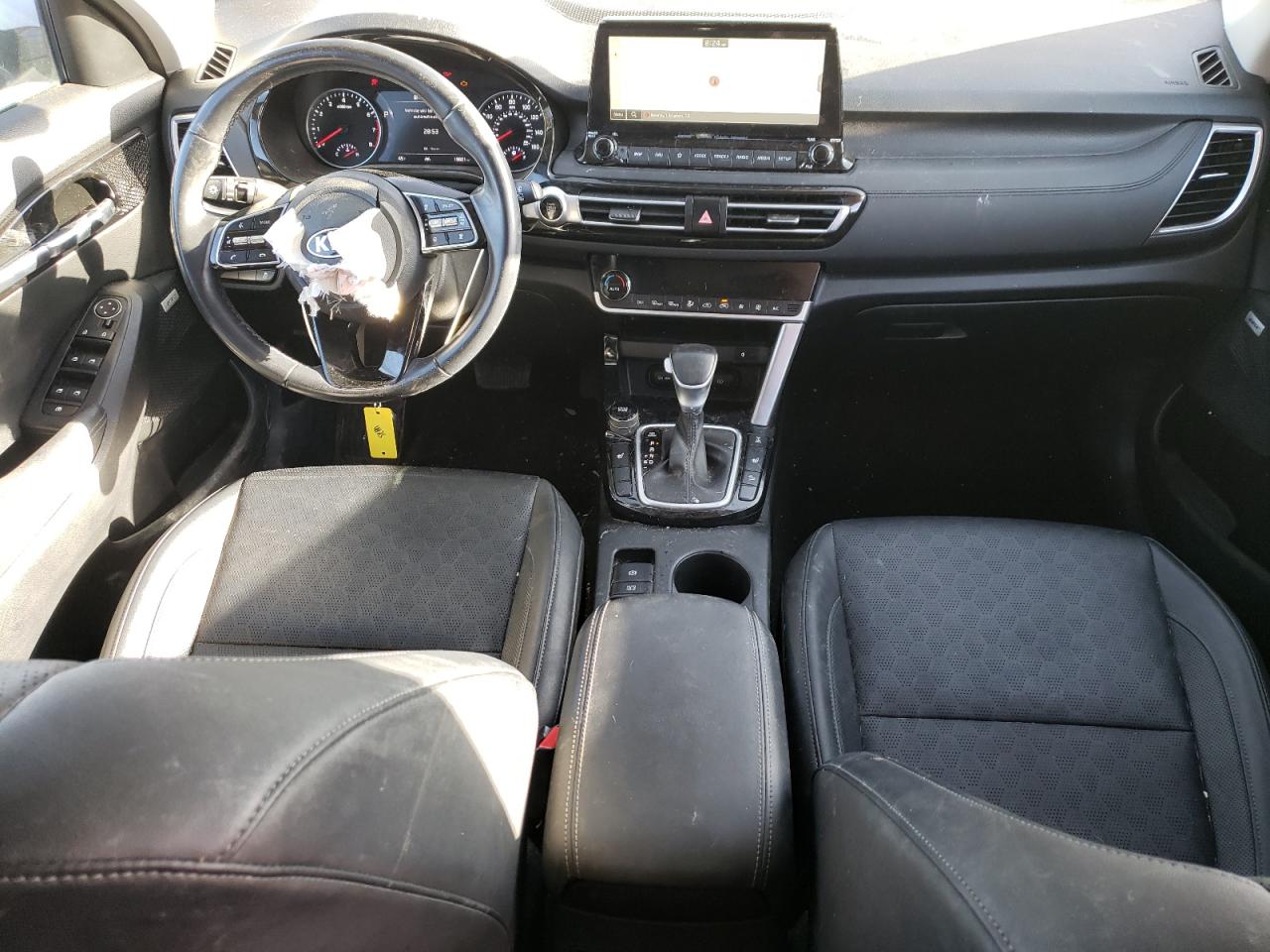 2021 Kia Seltos - Image 8
