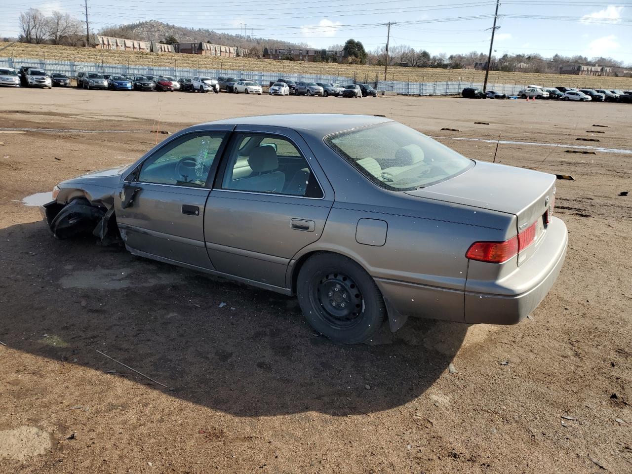 2000 Toyota Camry - Image 2