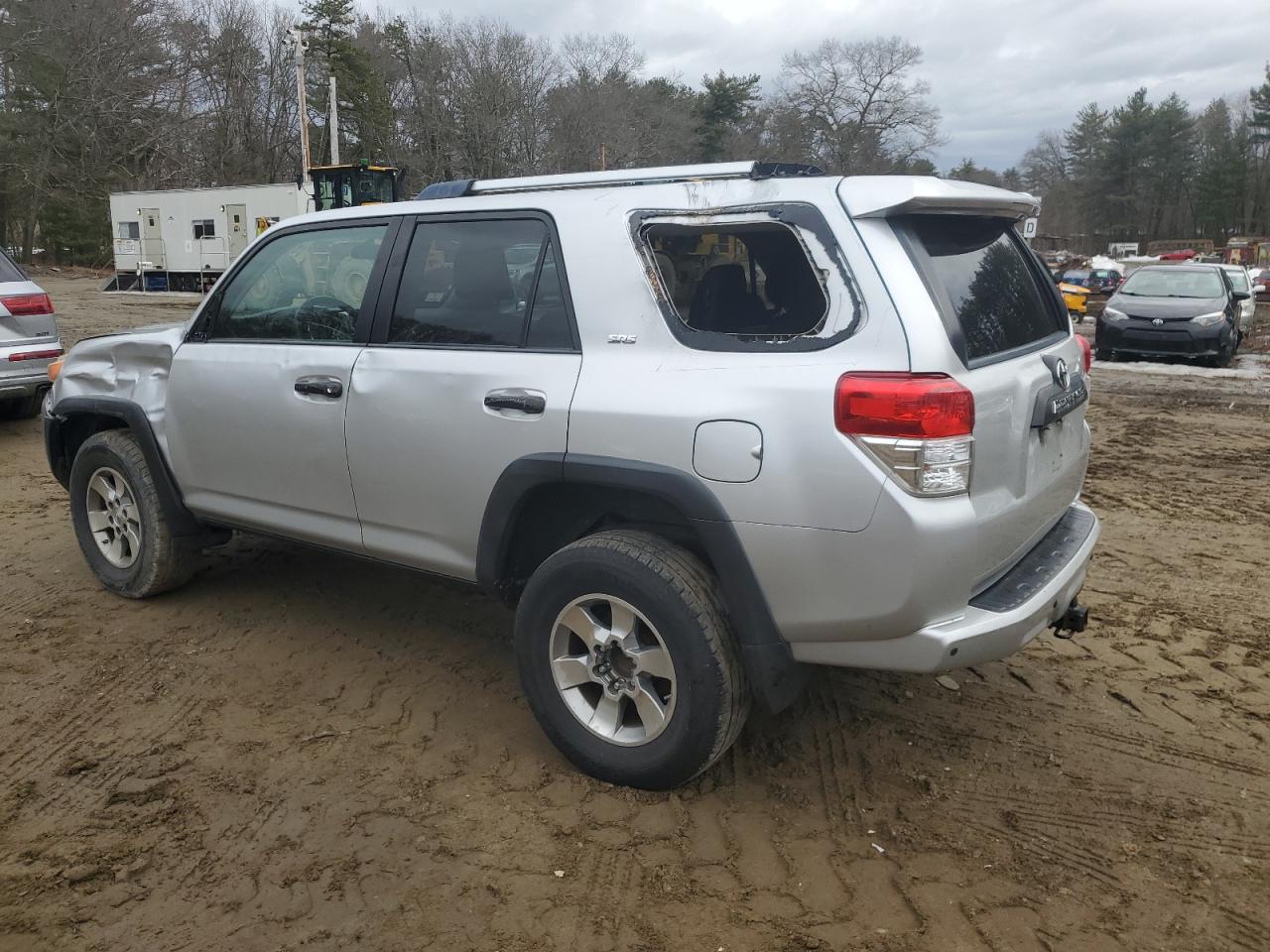 2011 Toyota 4Runner - Image 2