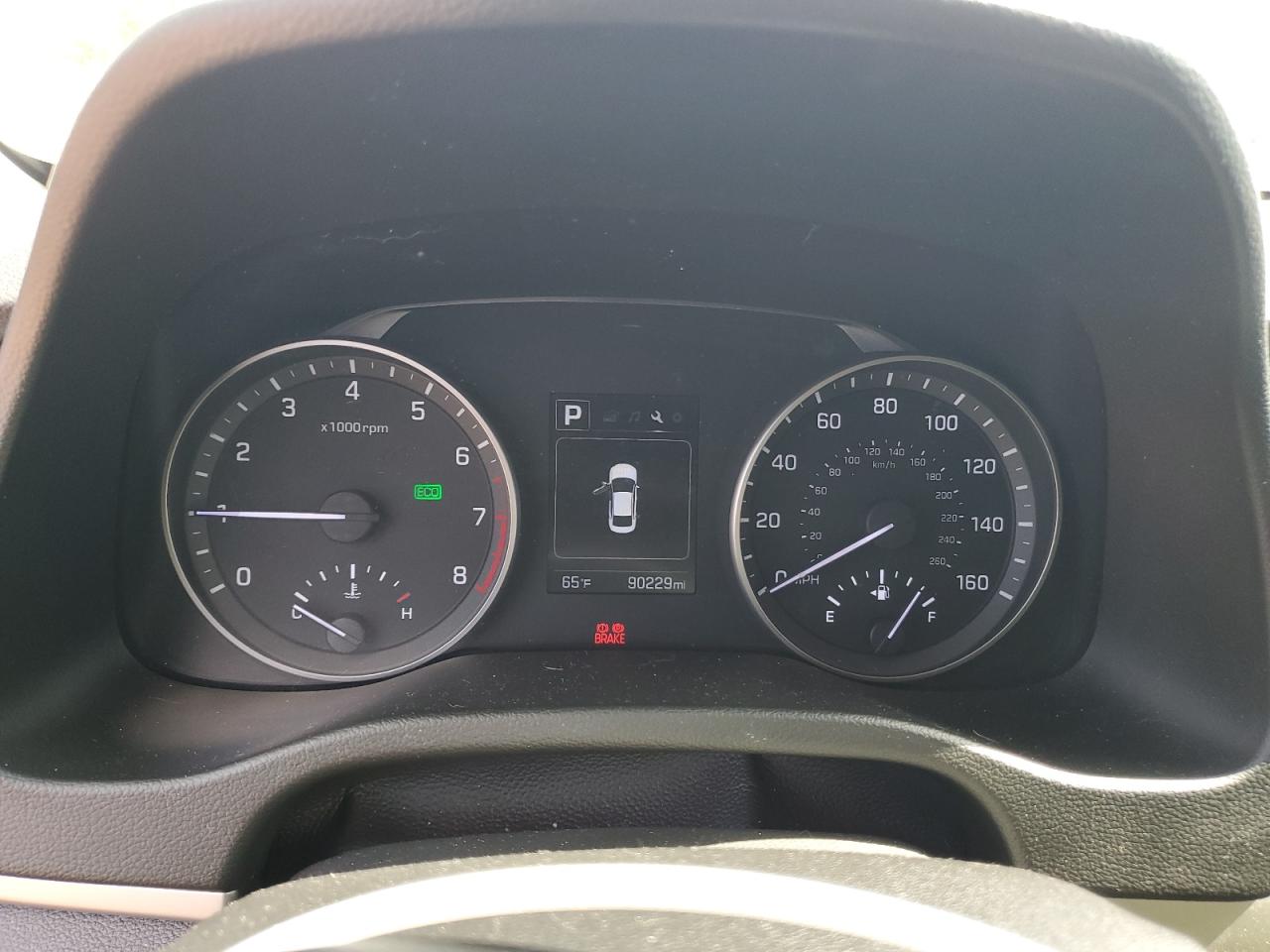 2018 Hyundai Elantra - Image 9
