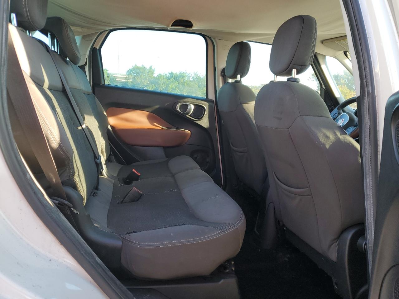 2014 Fiat 500 - Image 10