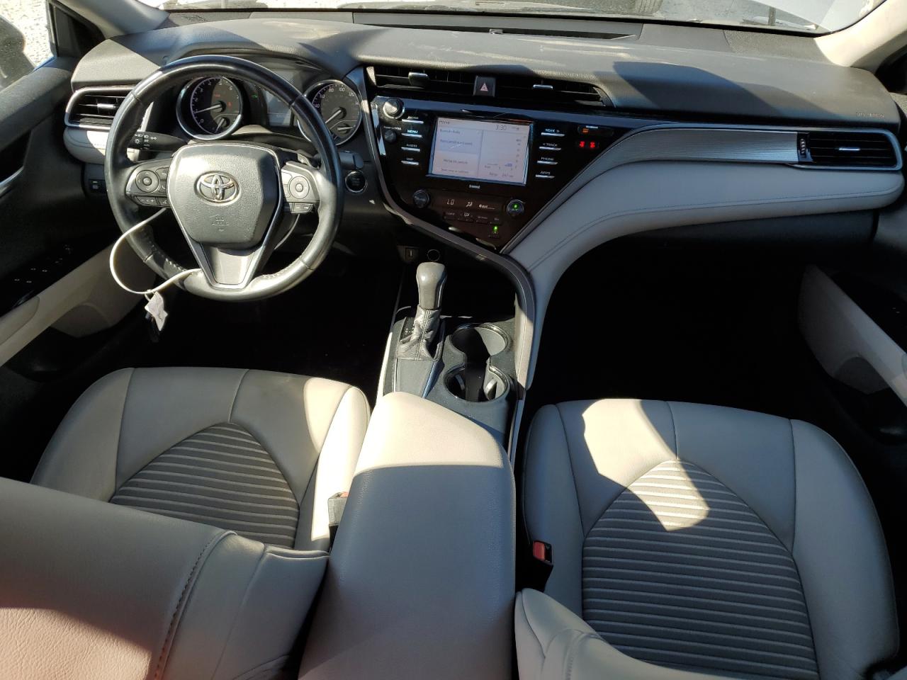 2020 Toyota Camry - Image 8