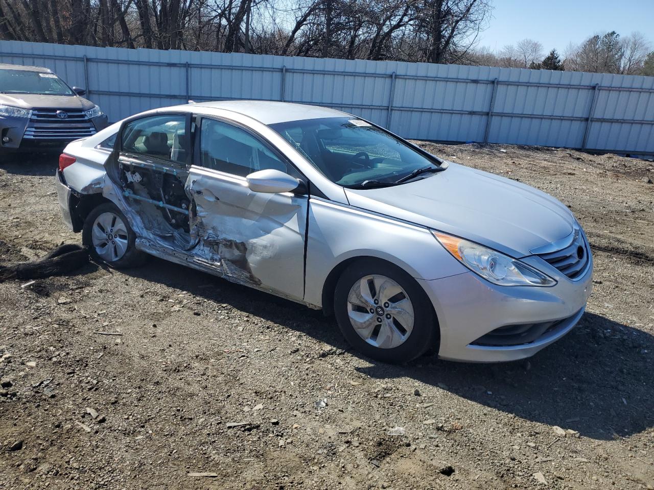 2014 Hyundai Sonata - Image 4
