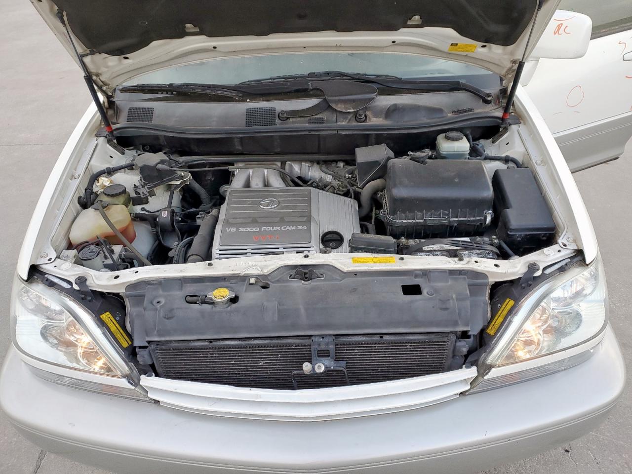 2002 Lexus RX - Image 12
