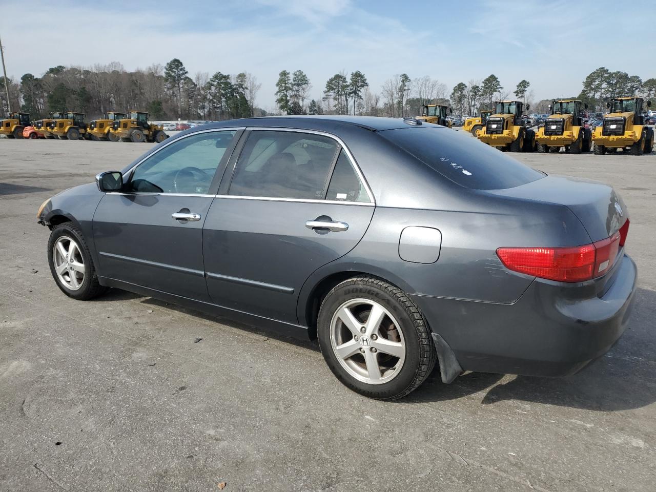 2005 Honda Accord - Image 2