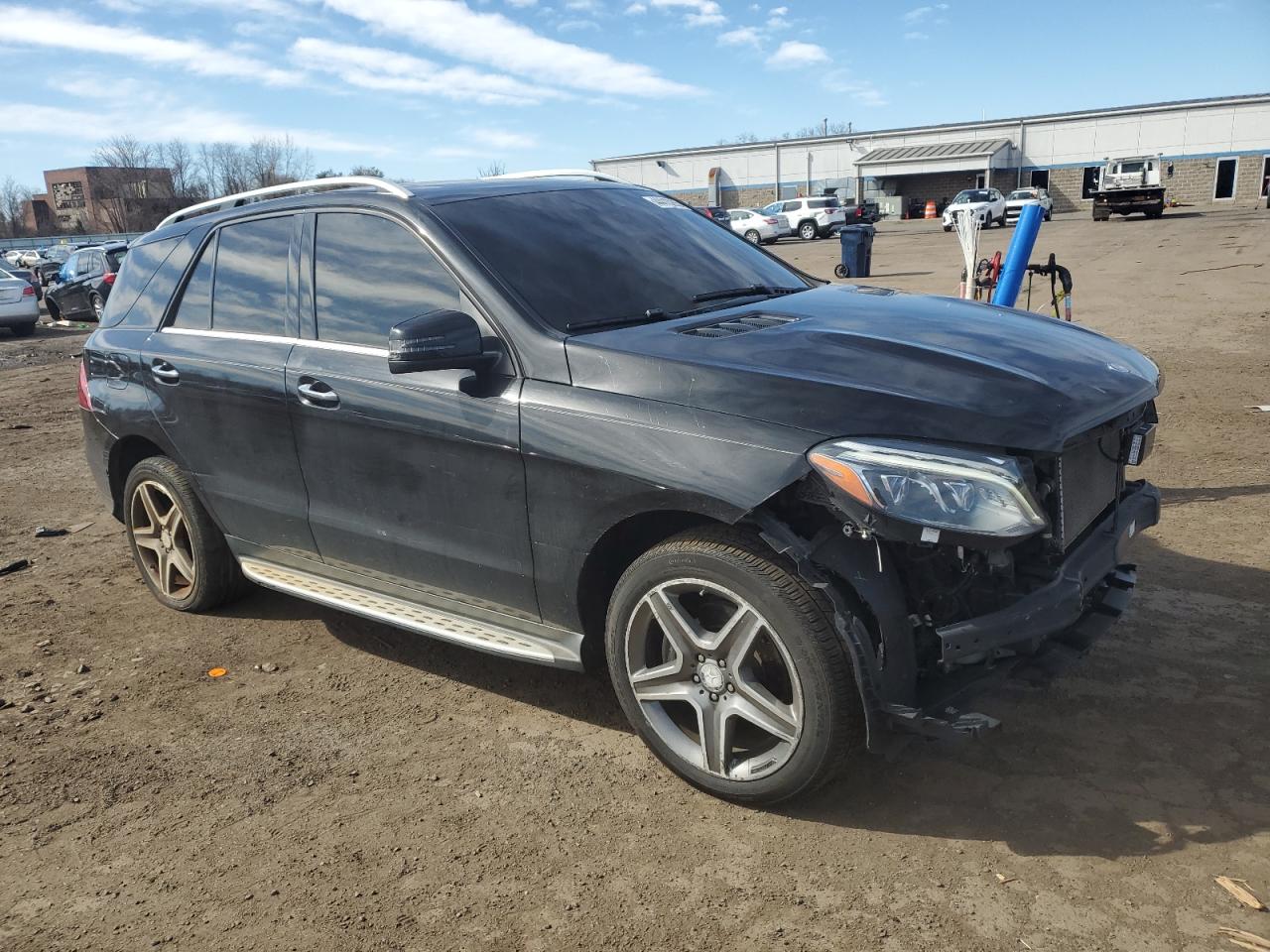 2016 Mercedes-Benz GLE - Image 4