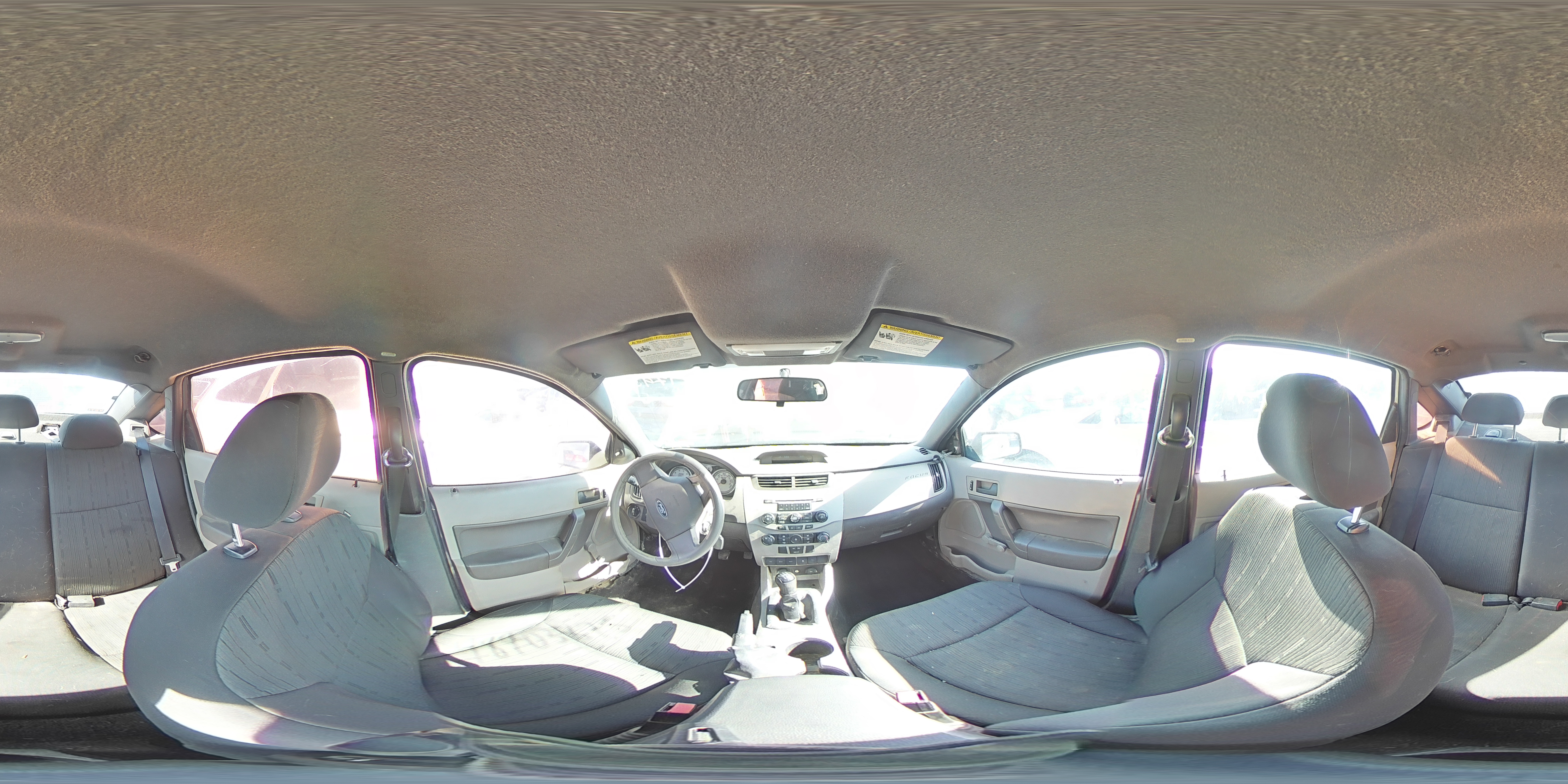 2010 Ford Focus - Image 13