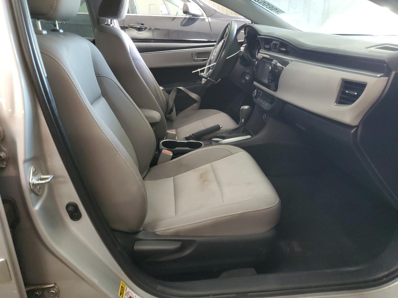 2015 Toyota Corolla - Image 7