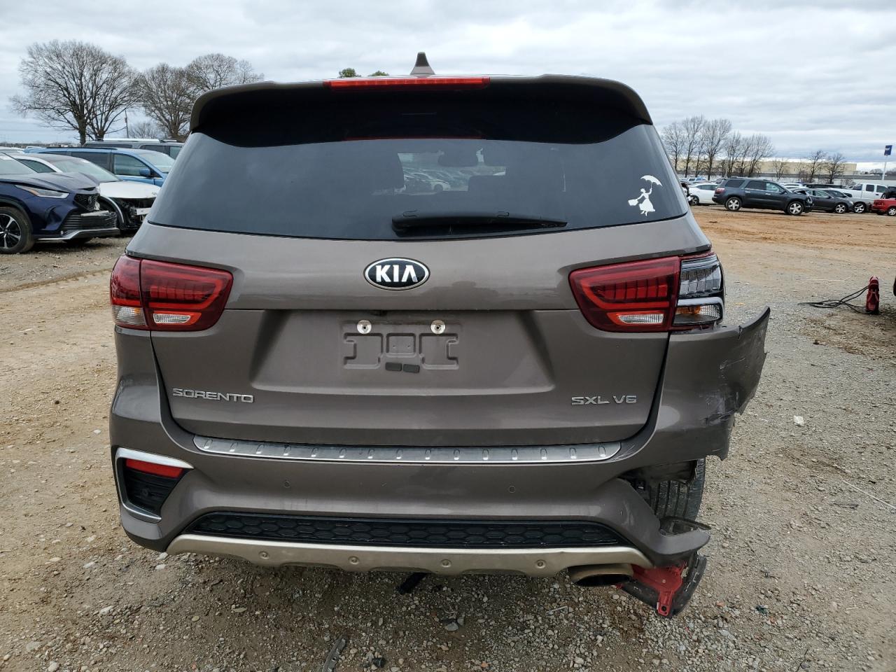 2019 Kia Sorento - Image 6