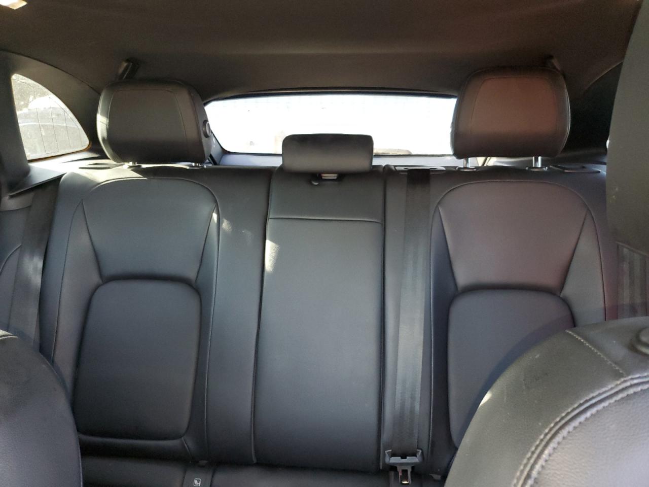 2017 Jaguar F-Pace - Image 10