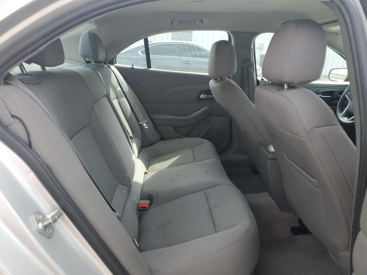 2014 Chevrolet Malibu - Image 10