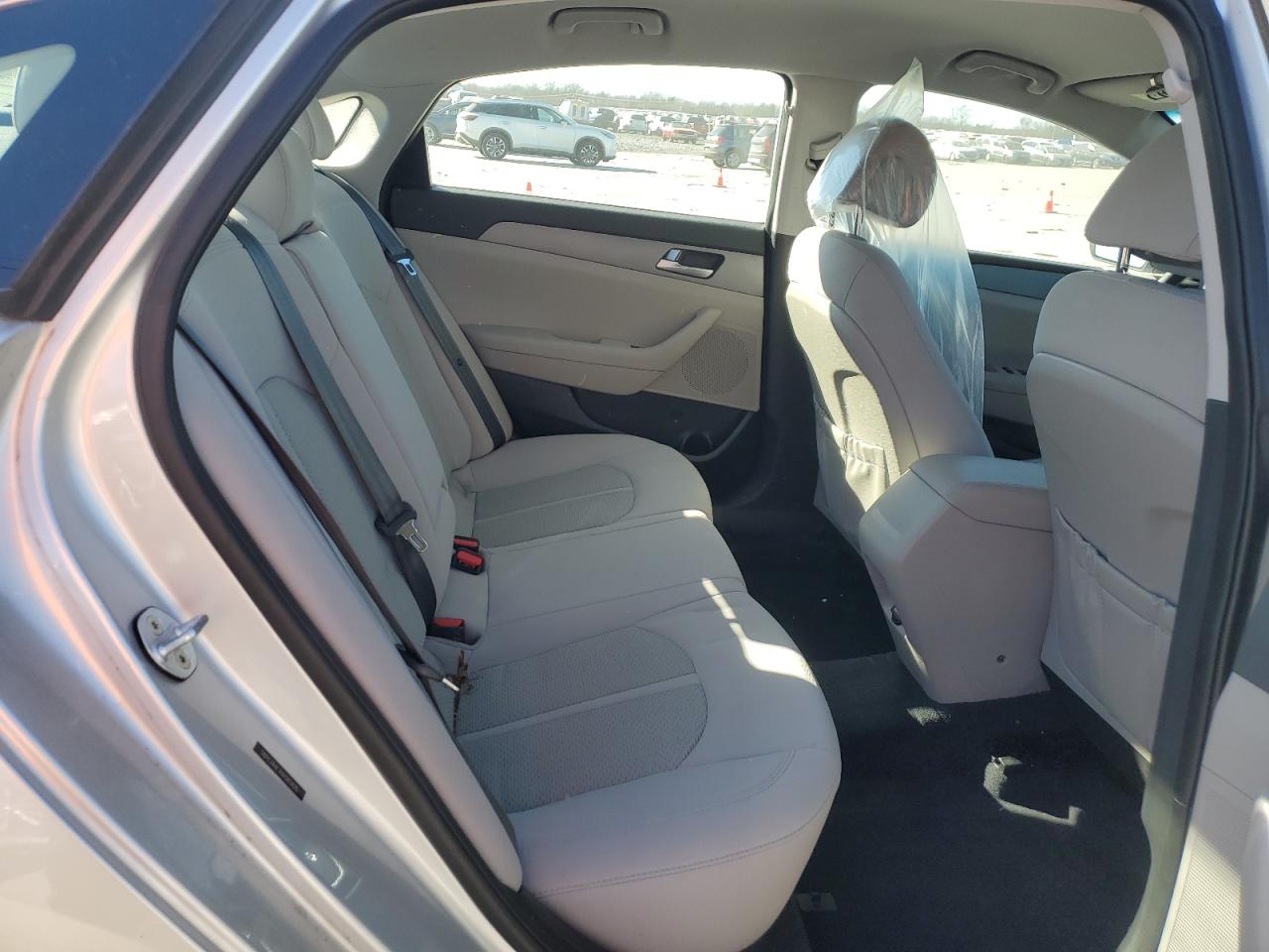 2017 Hyundai Sonata - Image 10