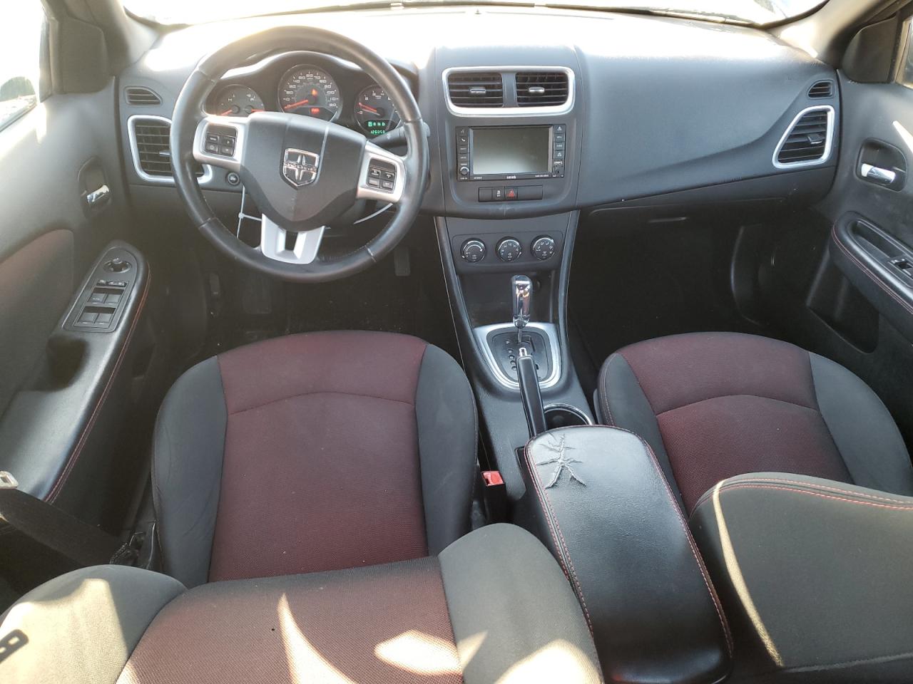 2012 Dodge Avenger - Image 8