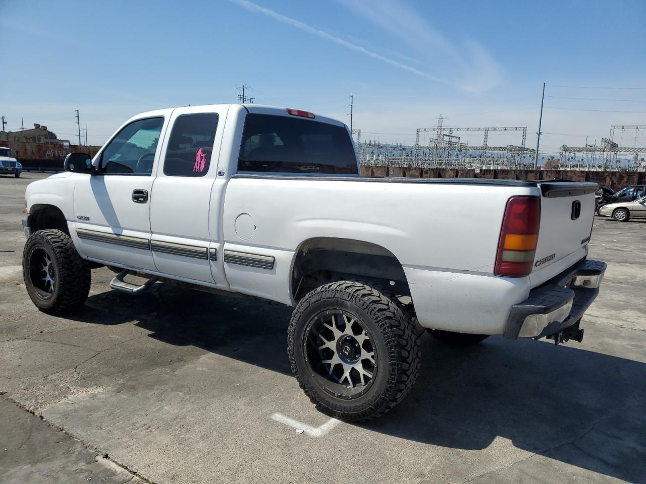 2001 Chevrolet Silverado - Image 2