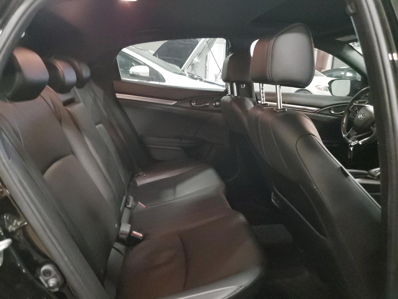 2019 Honda Civic - Image 10