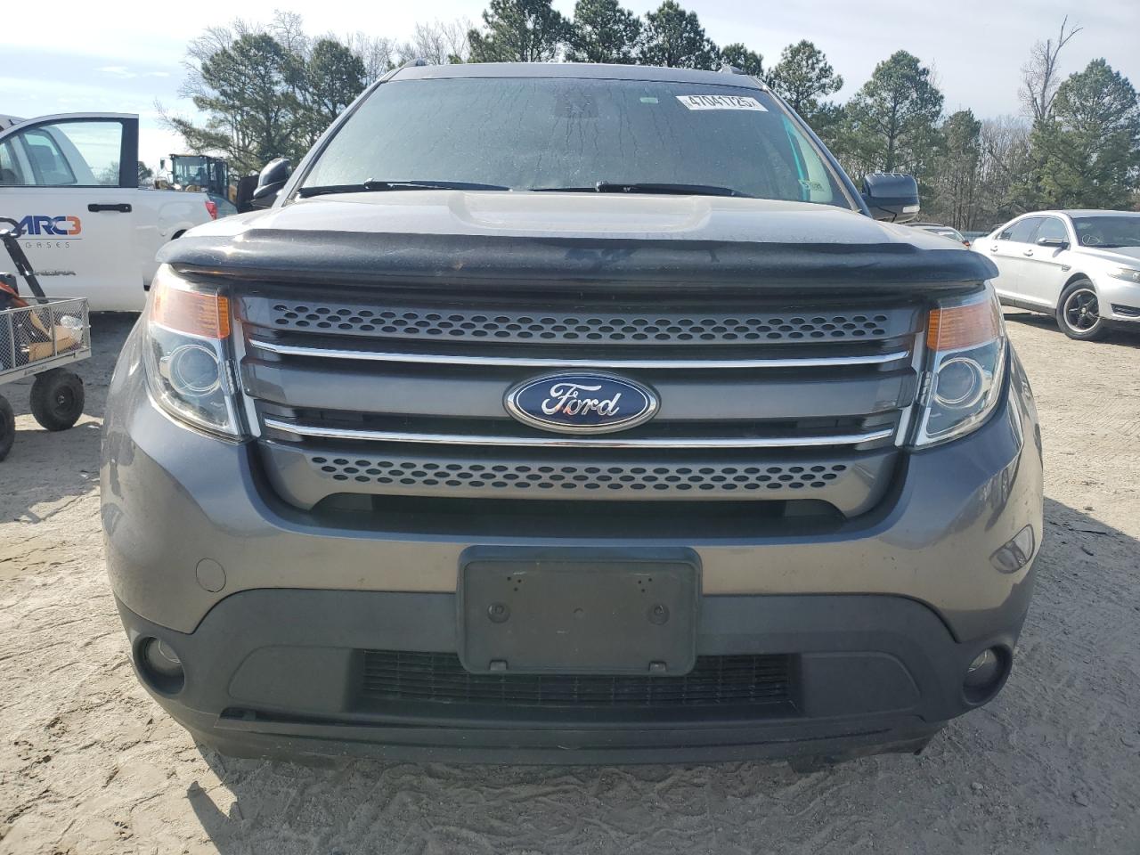 2014 Ford Explorer - Image 5