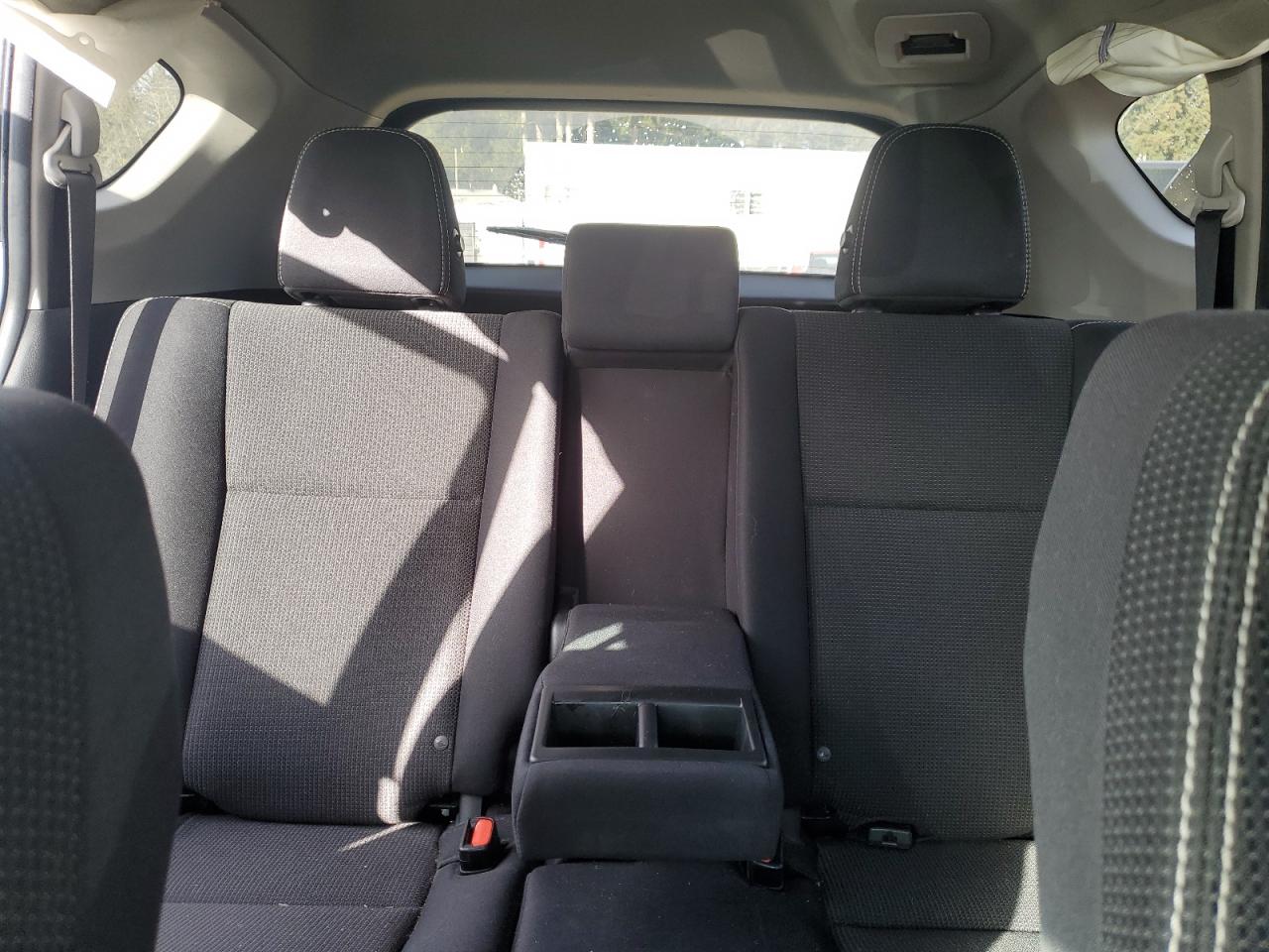 2018 Toyota RAV 4 - Image 10