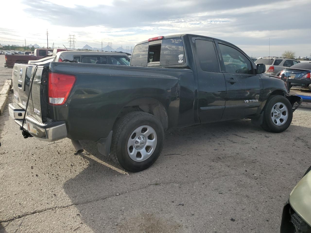 2008 Nissan Titan - Image 3