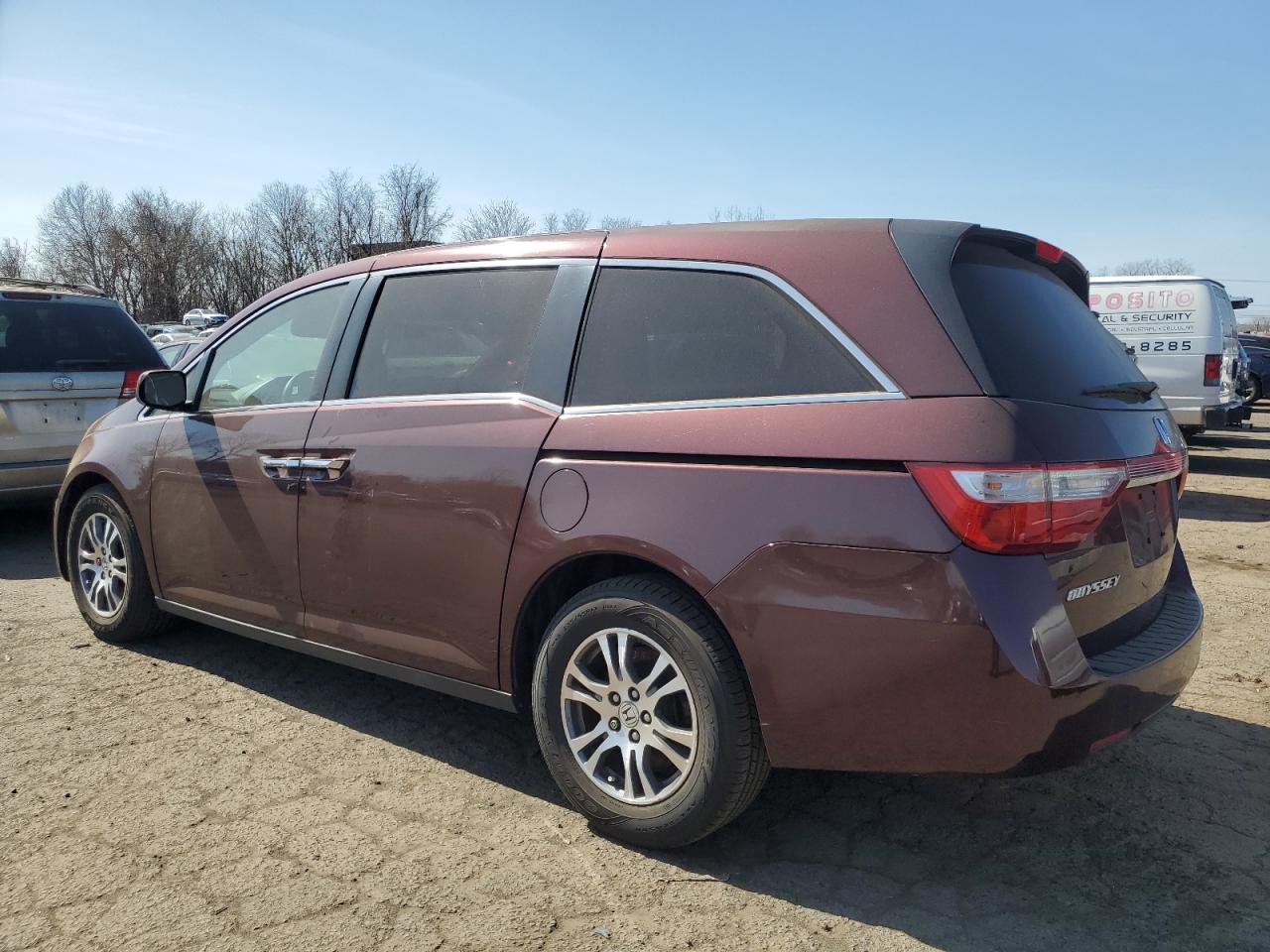 2013 Honda Odyssey - Image 2