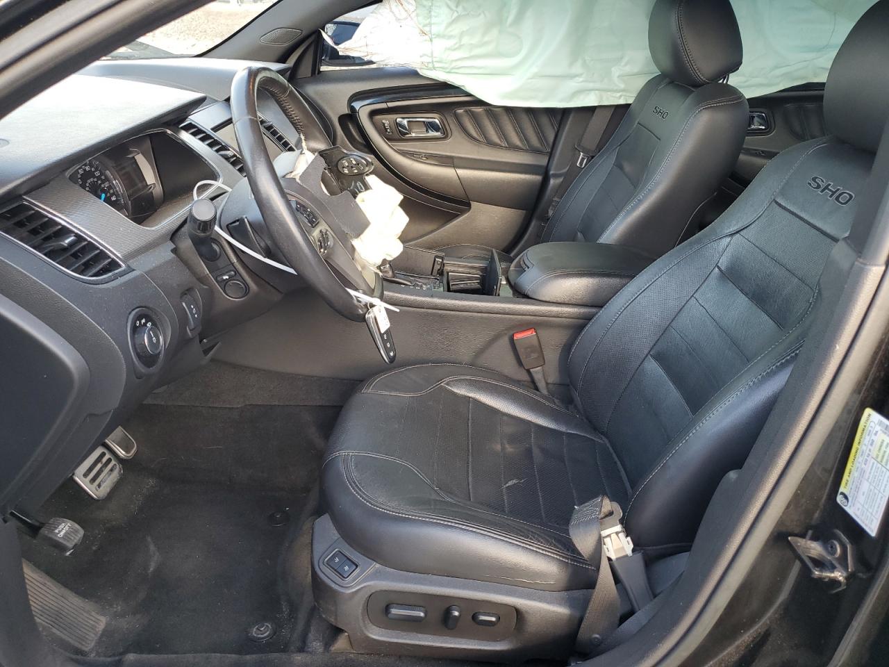 2015 Ford Taurus - Image 7