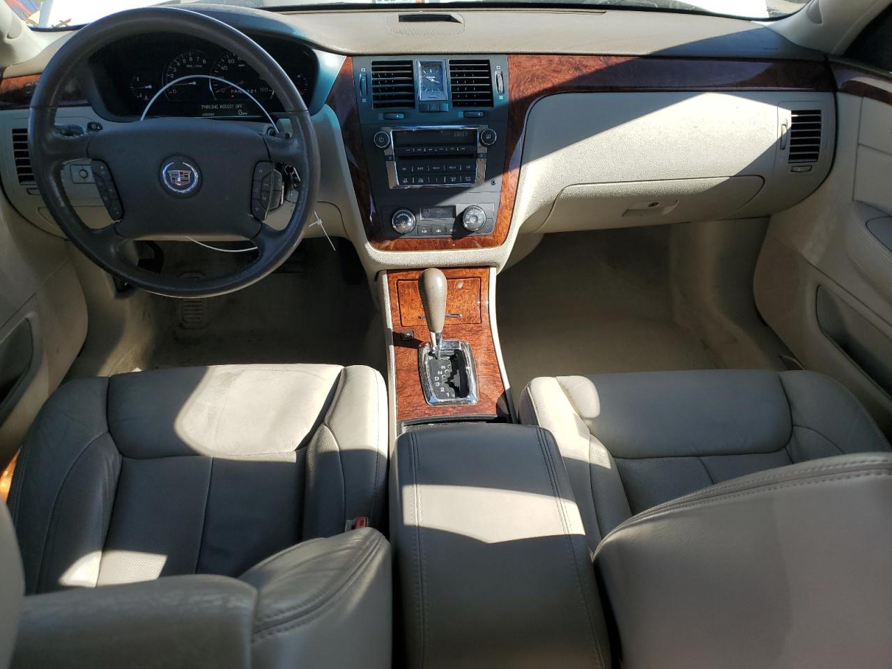 2006 Cadillac DTS - Image 8
