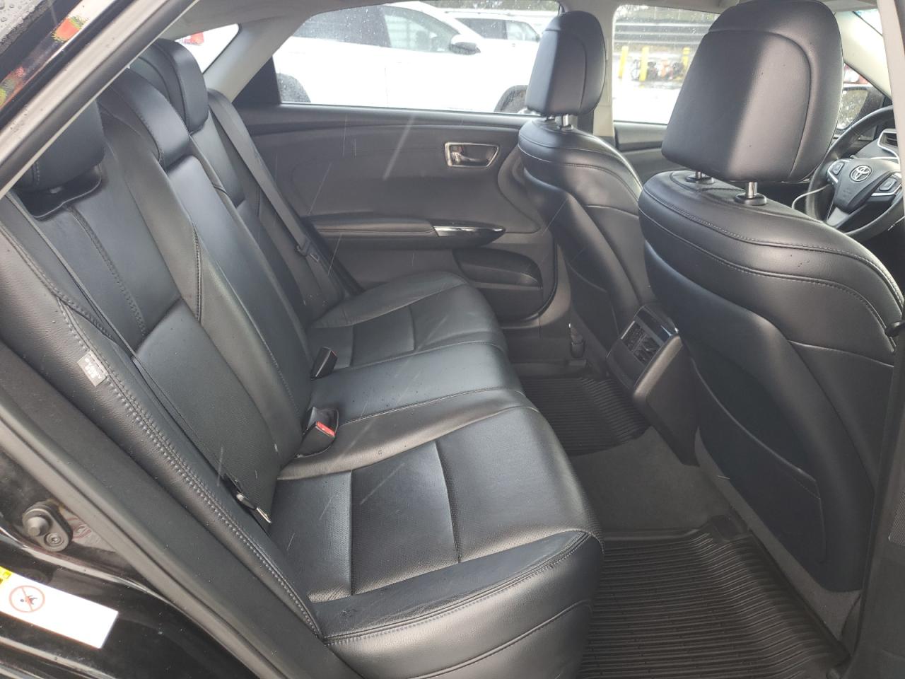 2015 Toyota Avalon - Image 11