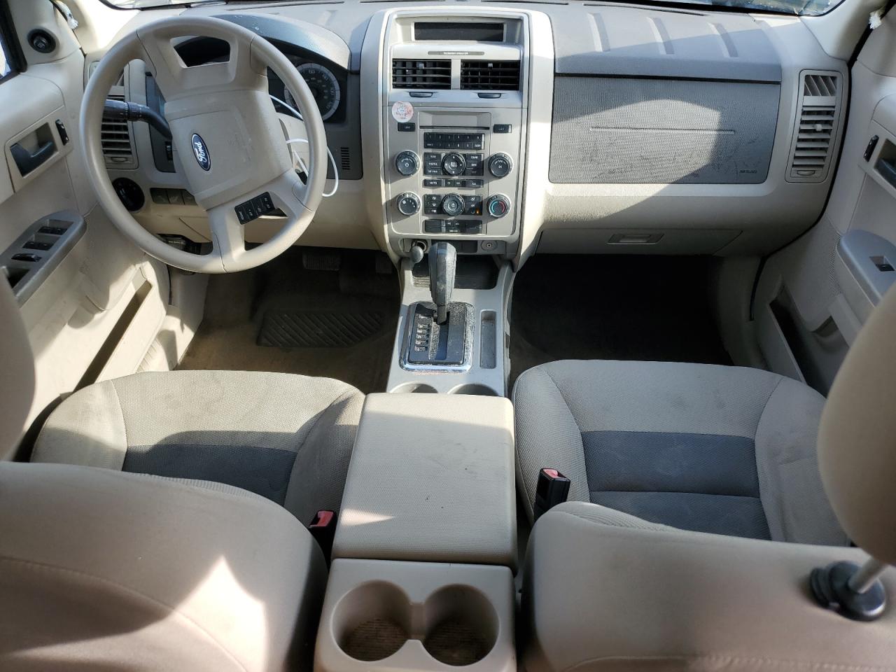 2008 Ford Escape - Image 8
