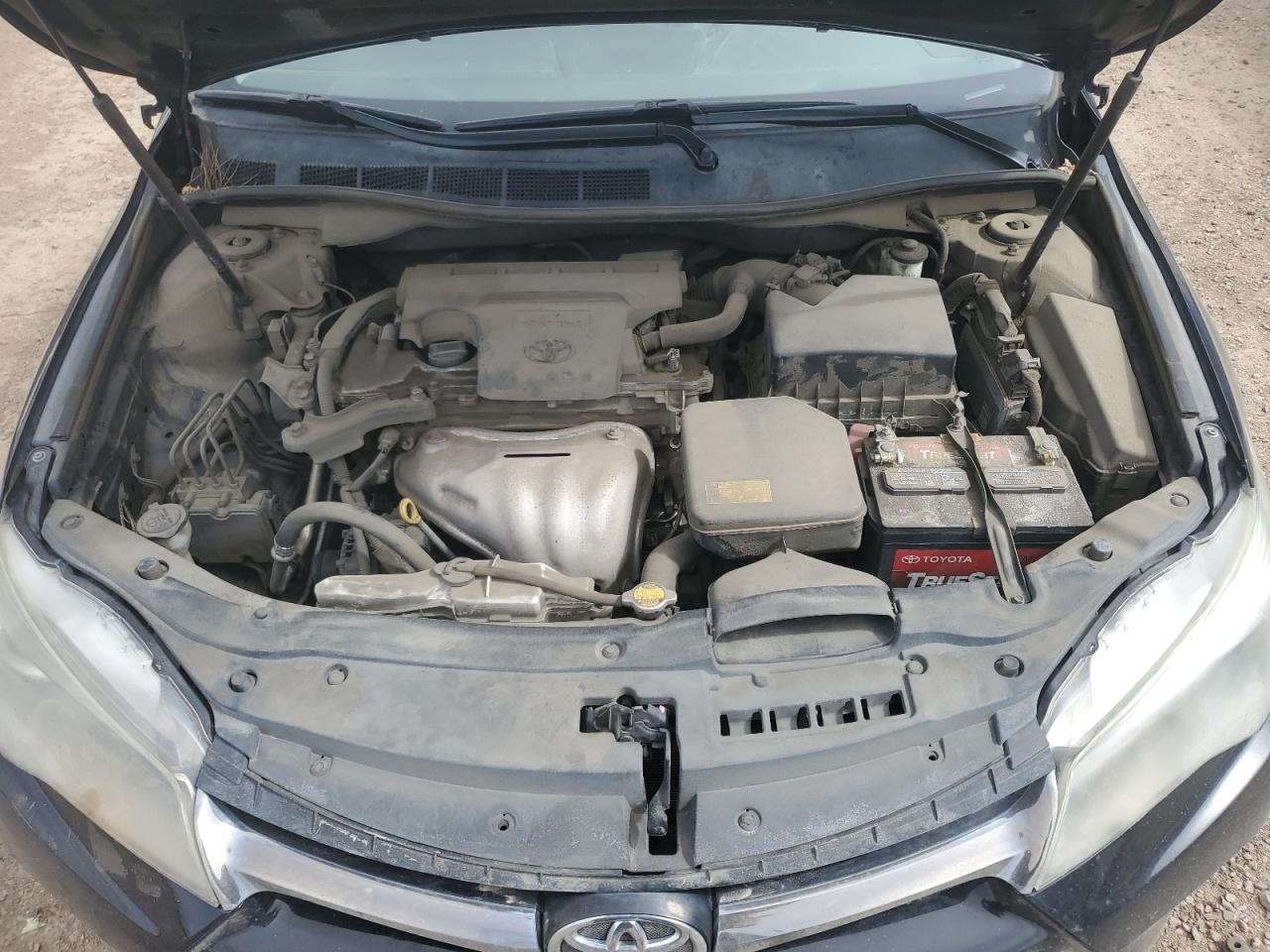 2015 Toyota Camry - Image 12