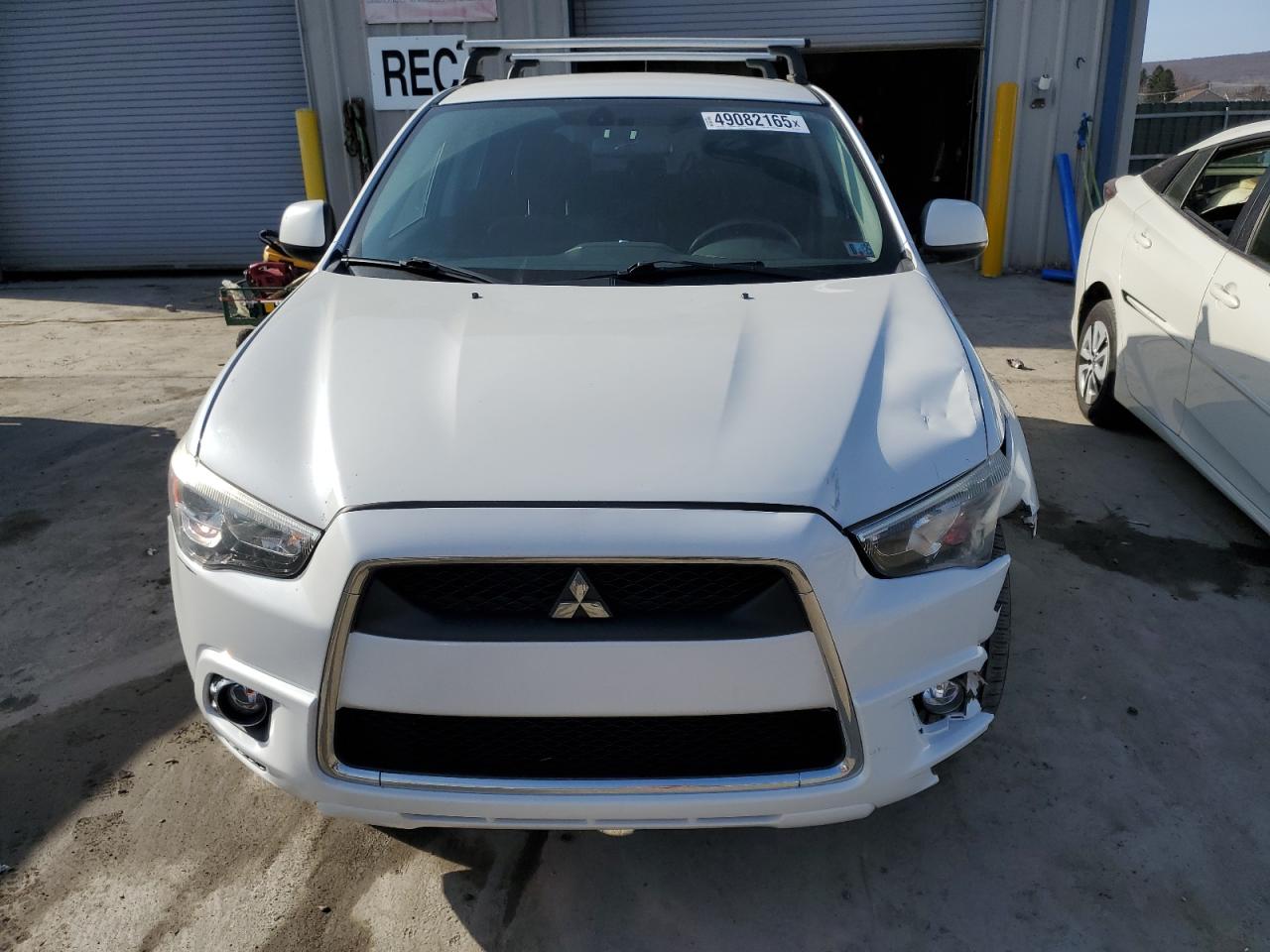 2011 Mitsubishi Outlander - Image 5