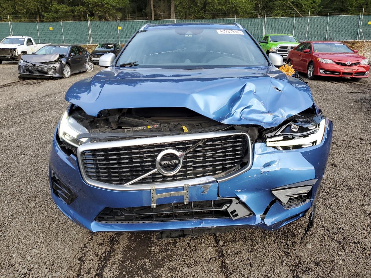 2018 Volvo XC60 - Image 5