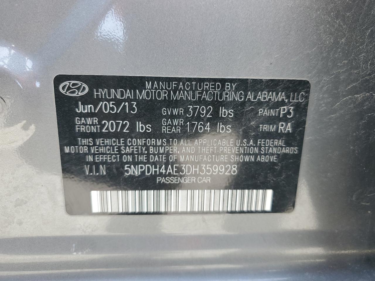 2013 Hyundai Elantra - Image 12