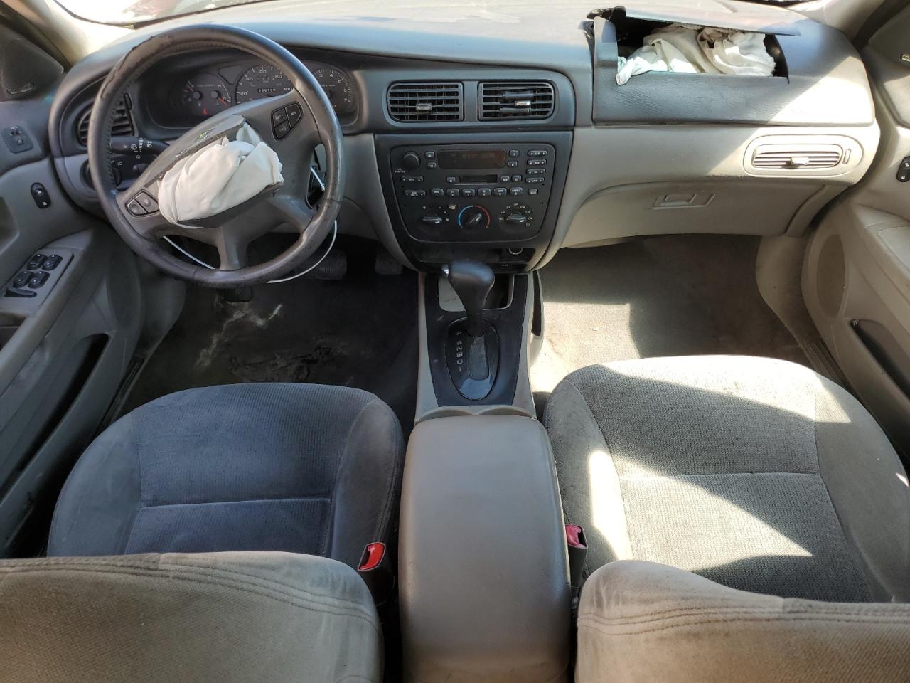 2002 Ford Taurus - Image 8