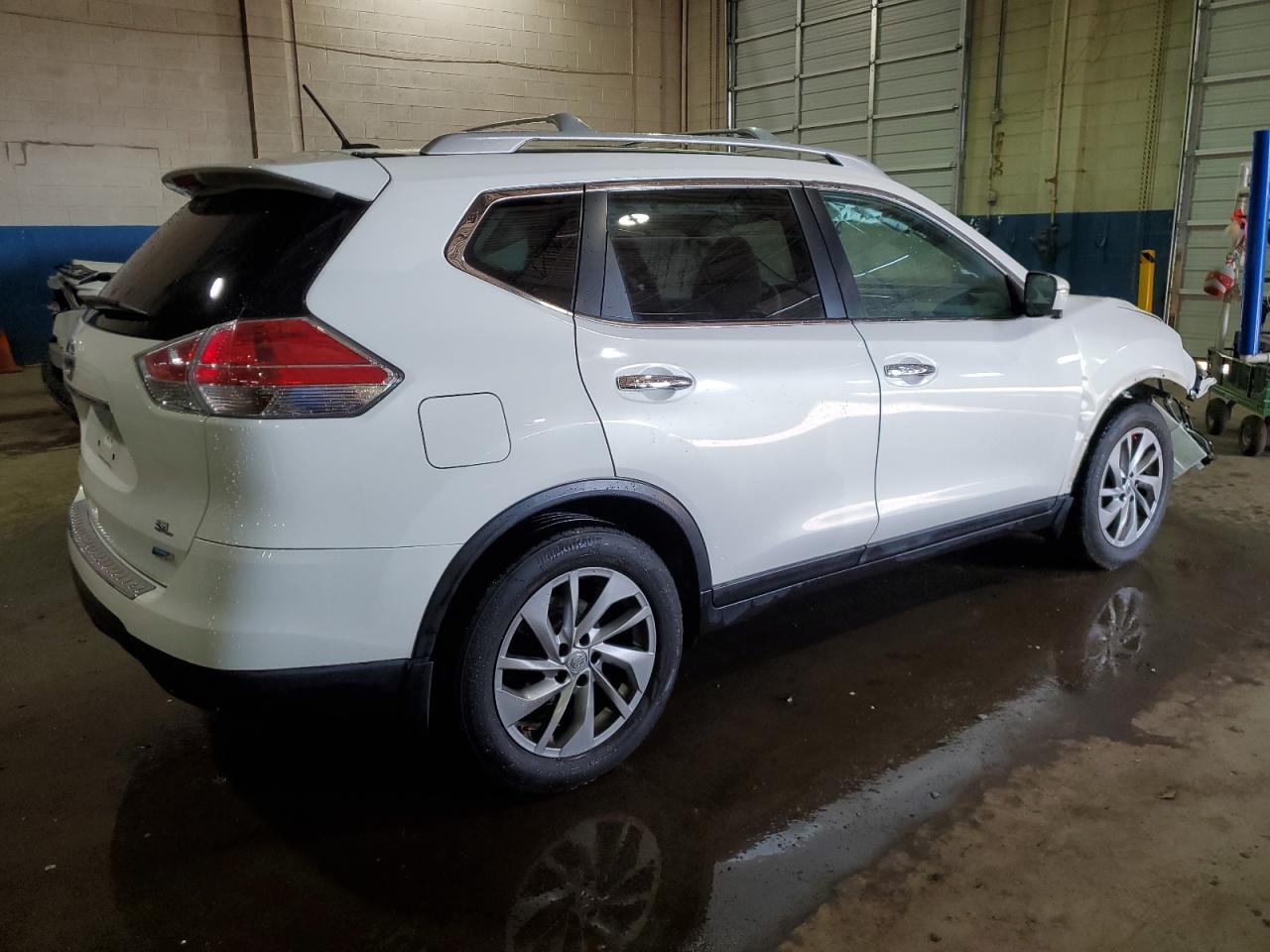 2014 Nissan Rogue - Image 3