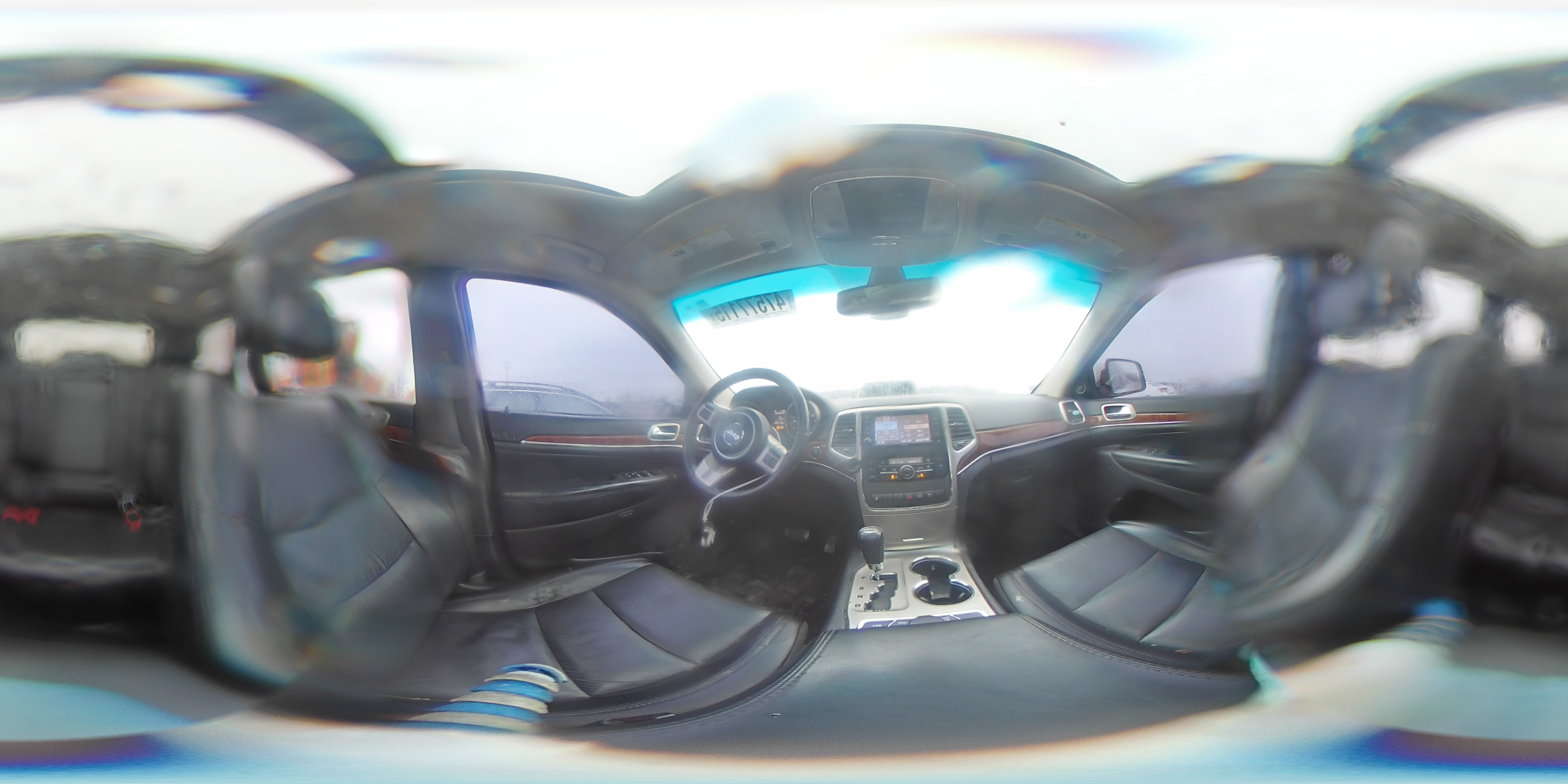 2011 Jeep Grand Cherokee - Image 14