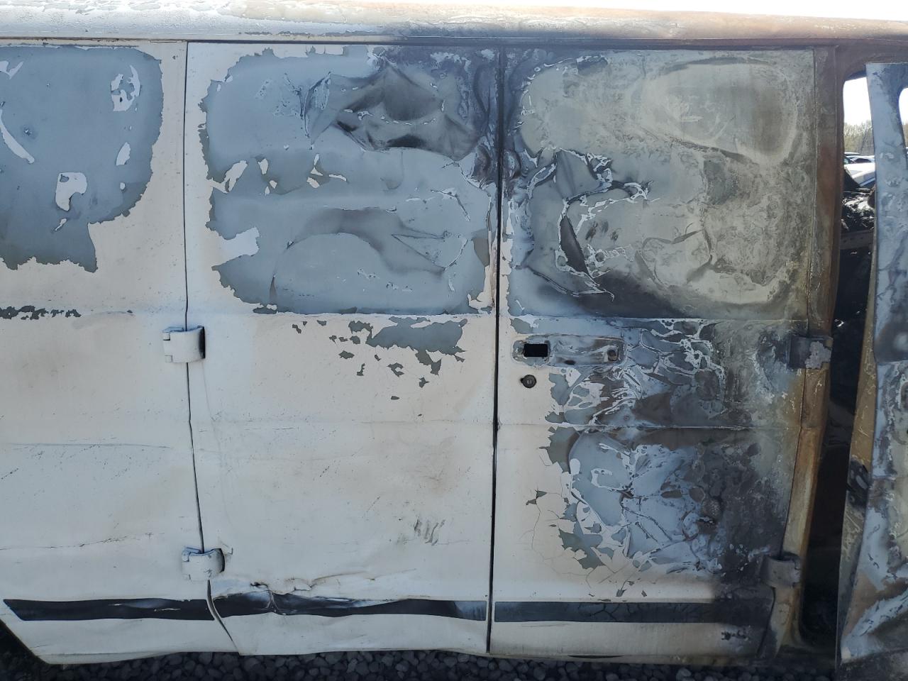 1998 Dodge Ram Van B1500 VIN: 2B7HB11Y2WK107727 Lot: 50552125