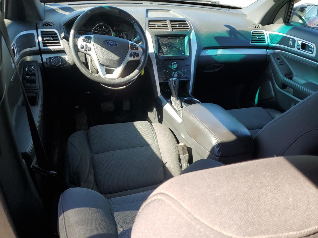 2011 Ford Explorer - Image 8