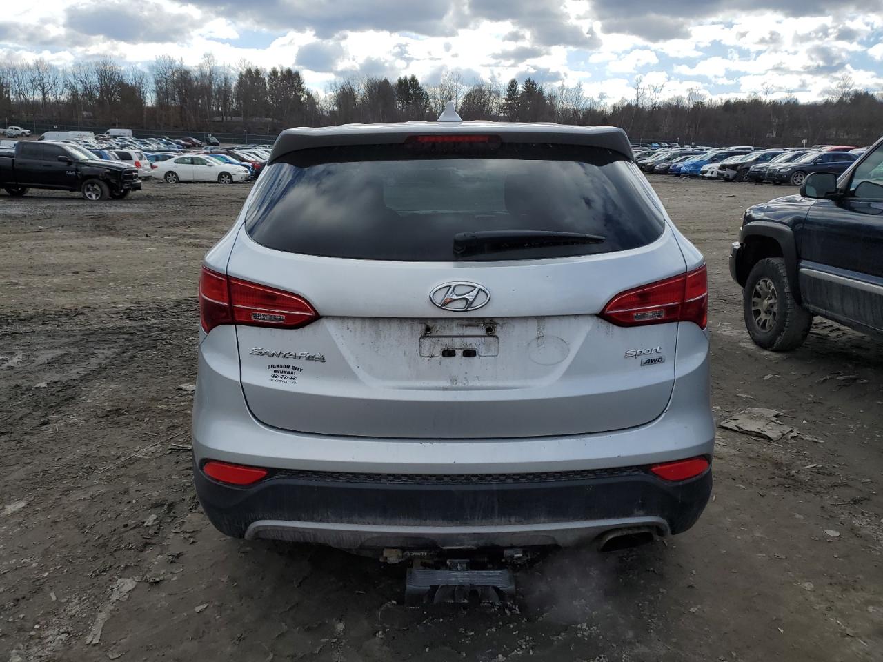 2013 Hyundai Santa Fe - Image 6
