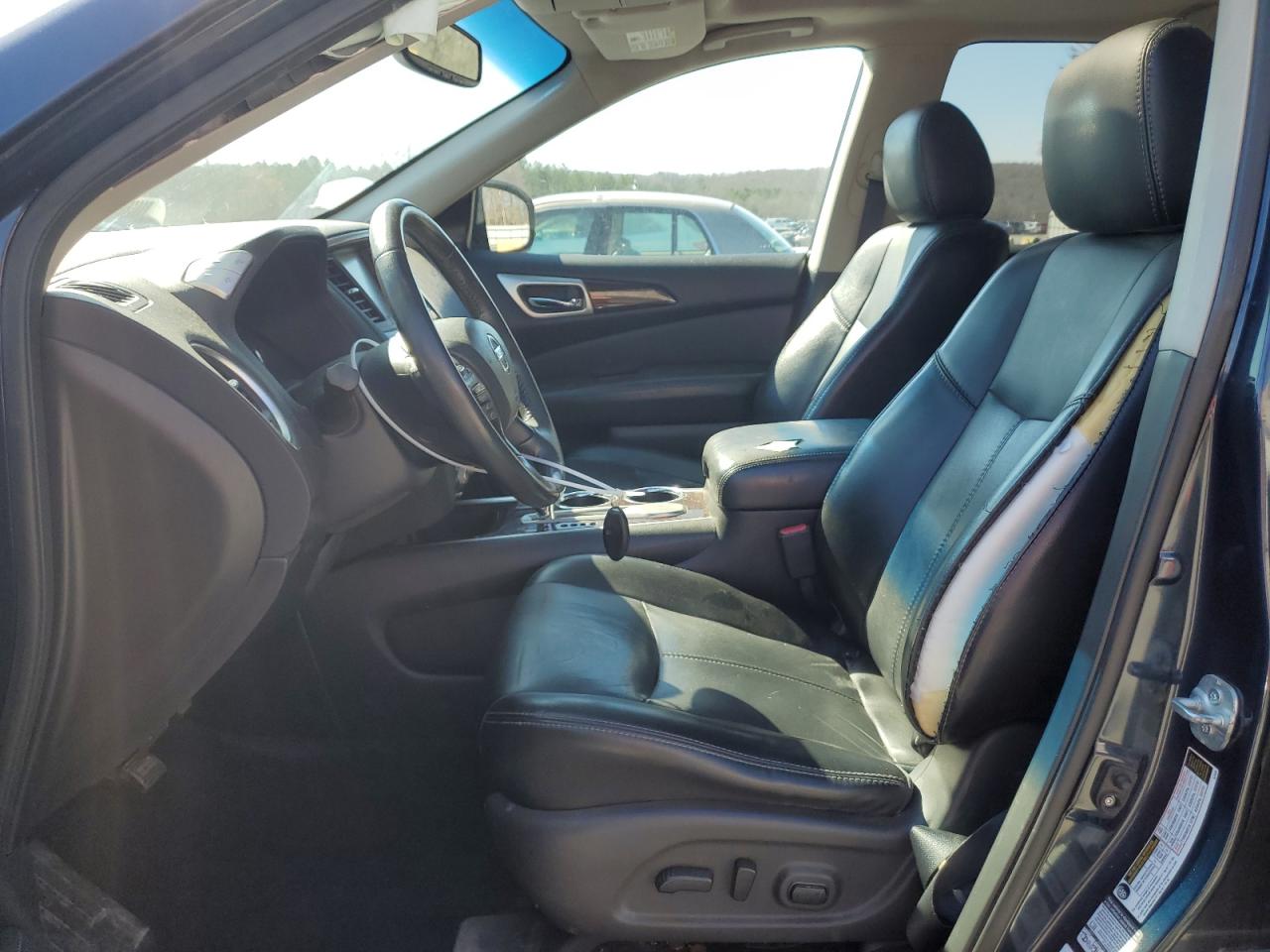 2015 Nissan Pathfinder - Image 7