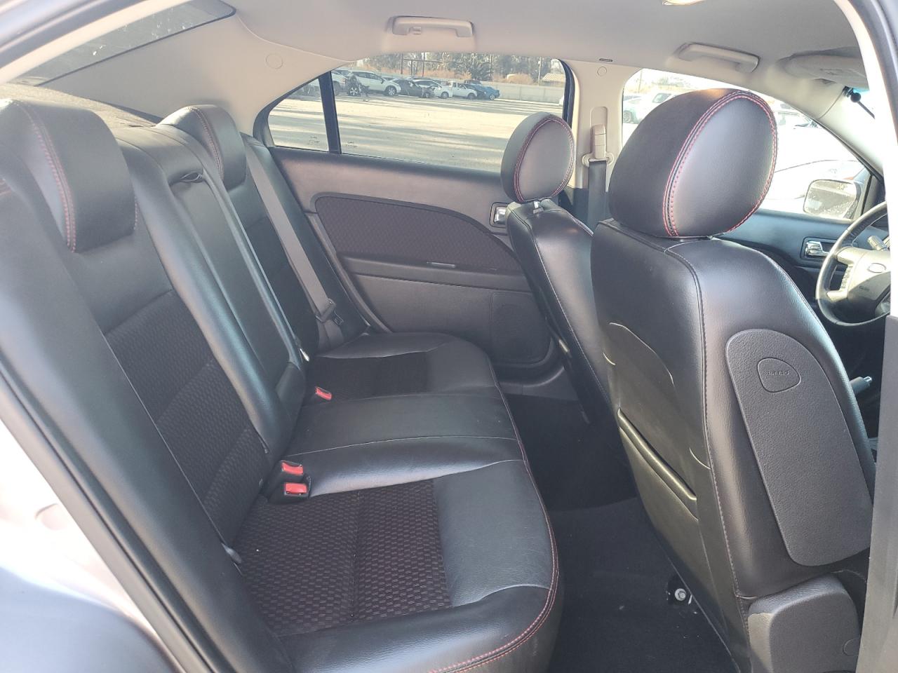 2007 Ford Fusion - Image 10