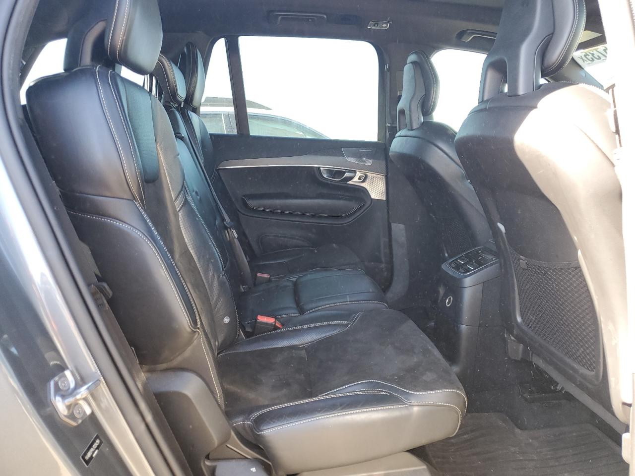 2018 Volvo XC90 - Image 11