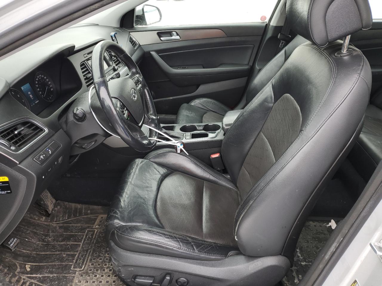 2015 Hyundai Sonata - Image 7