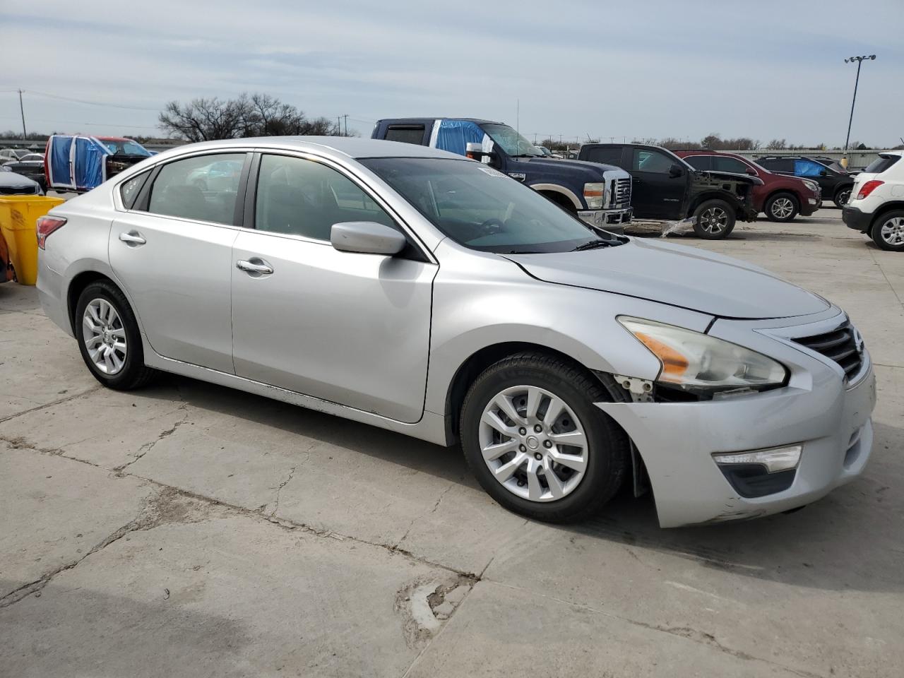2015 Nissan Altima - Image 4