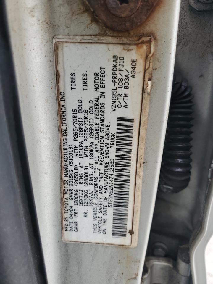 2004 Toyota Tacoma - Image 12