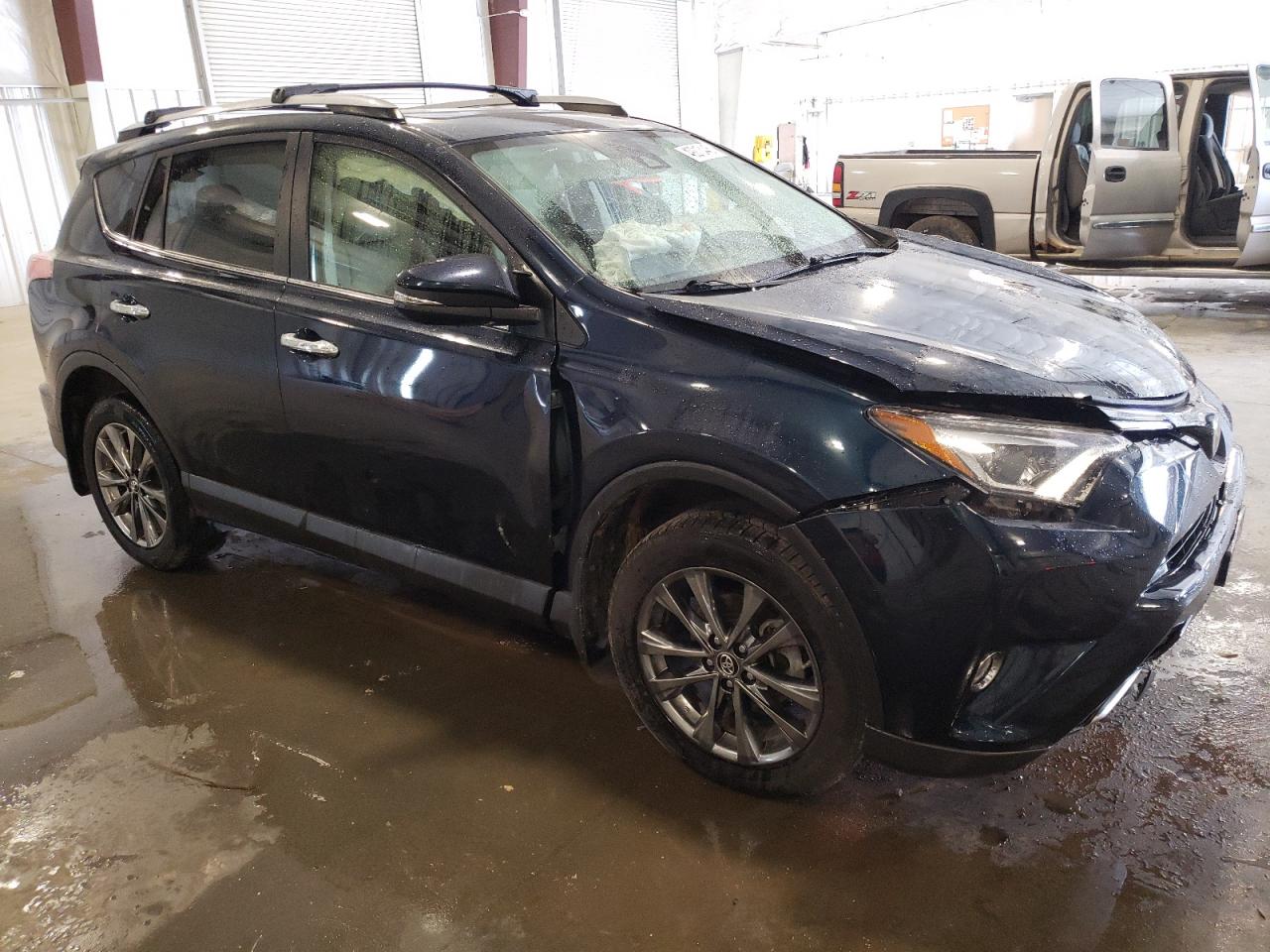 2018 Toyota RAV 4 - Image 4