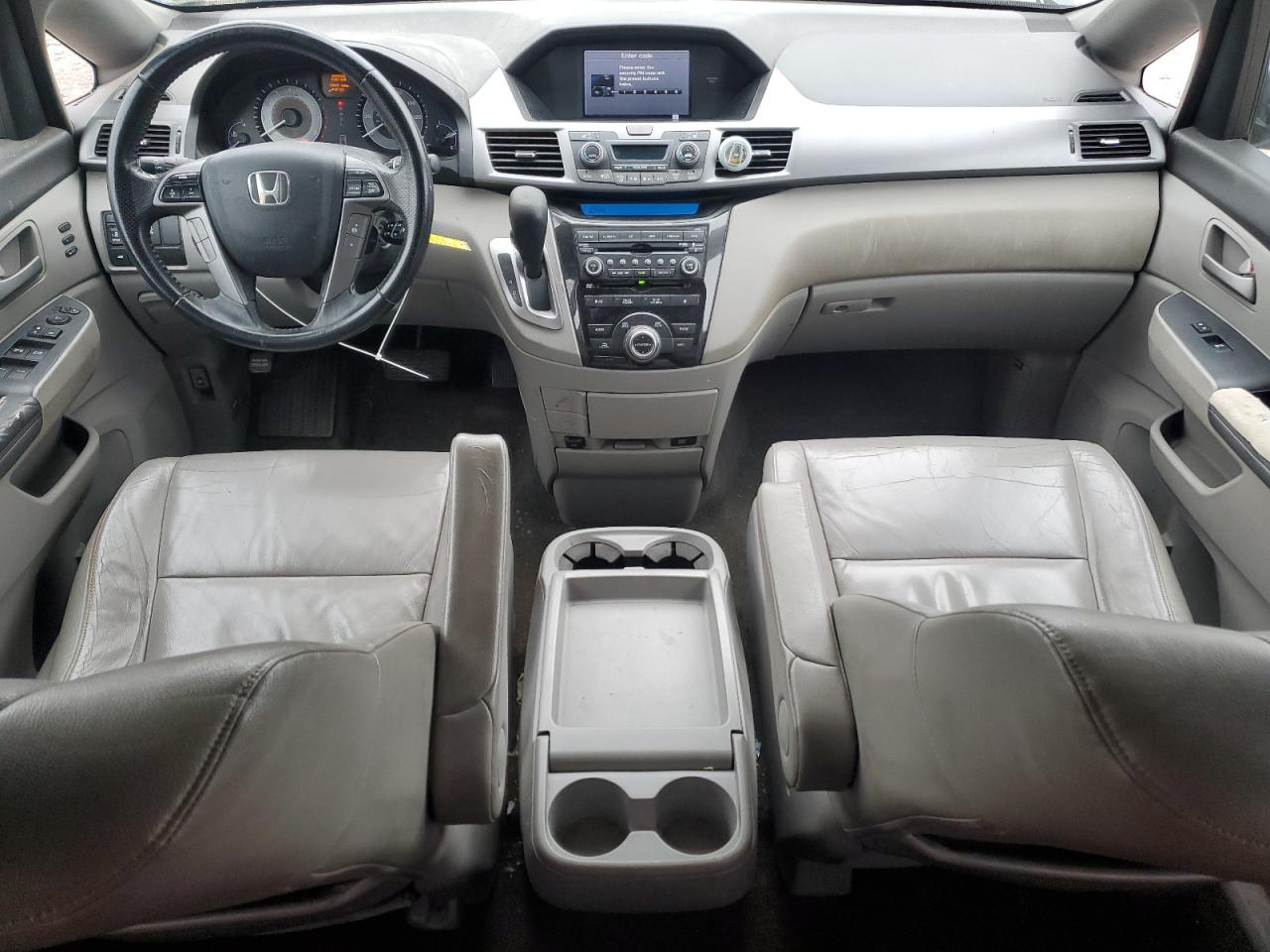 2012 Honda Odyssey - Image 8