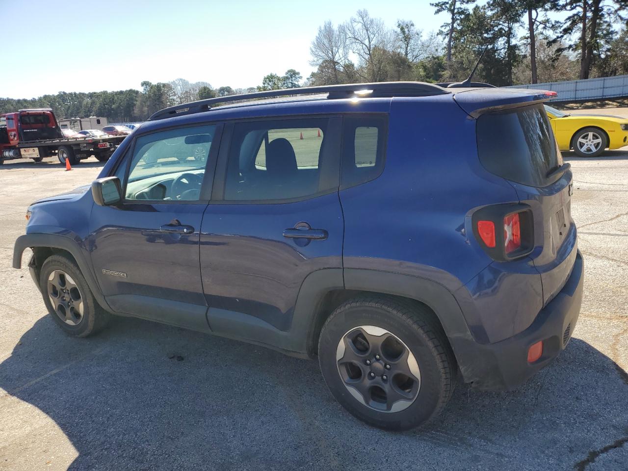 2017 Jeep Renegade - Image 2