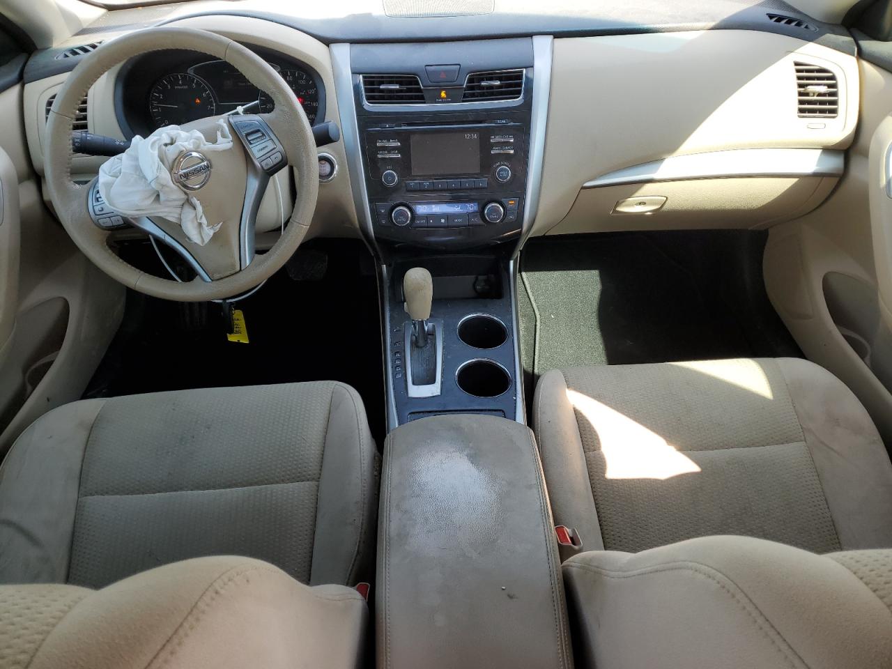 2015 Nissan Altima - Image 8