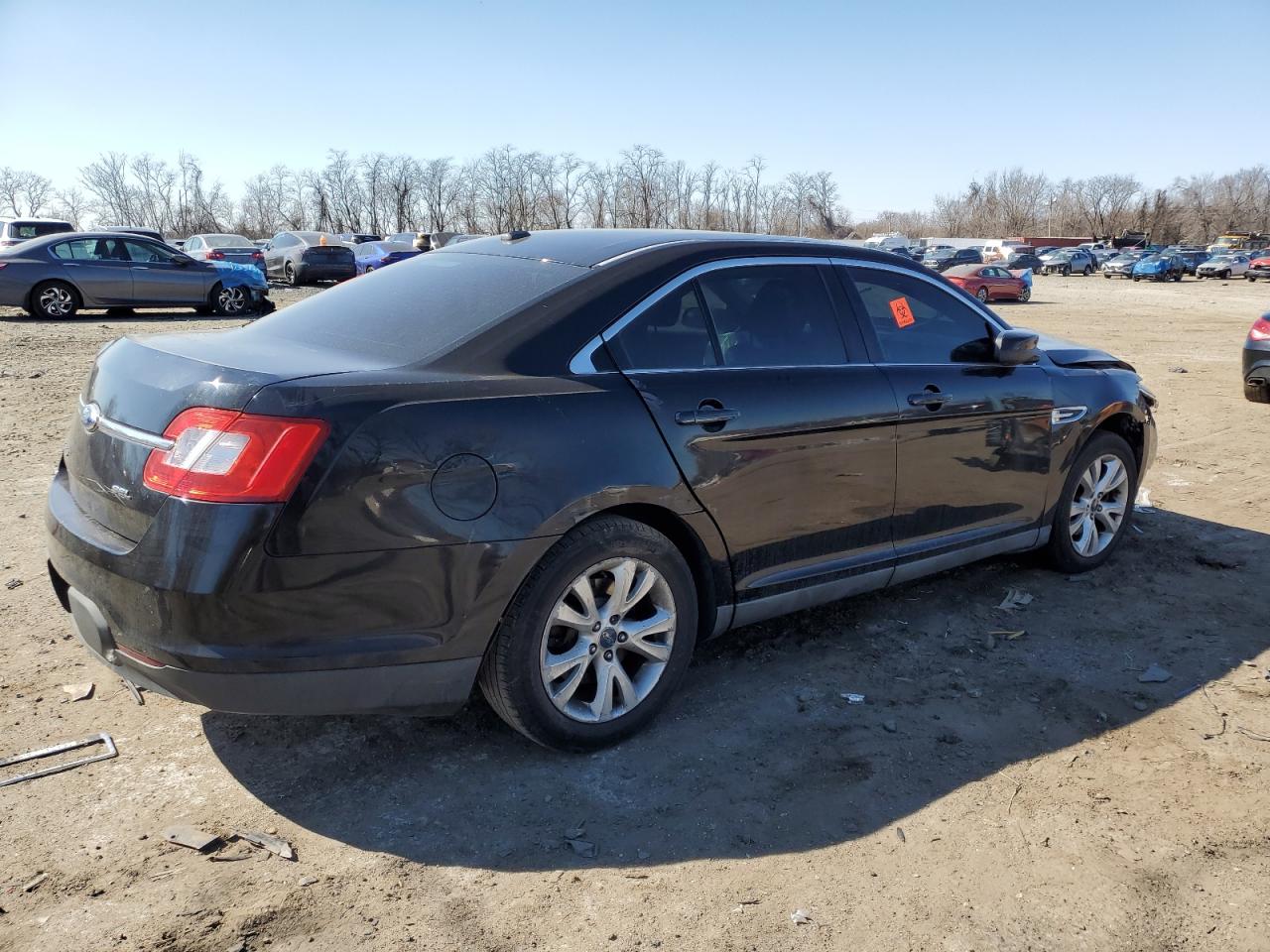 2012 Ford Taurus - Image 3