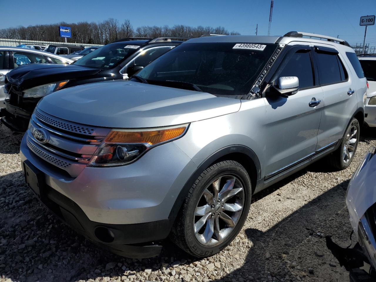 2015 Ford Explorer - Image 1