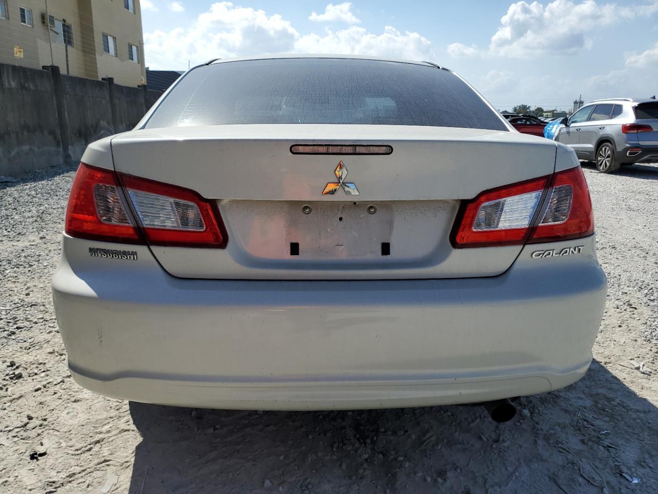 2009 Mitsubishi Galant - Image 6